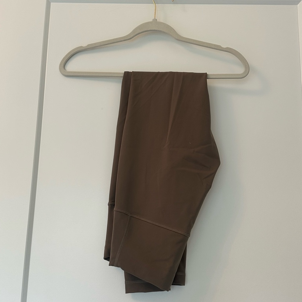 Lululemon Wunder Train High Rise Tight 28” - Picture 2 of 3